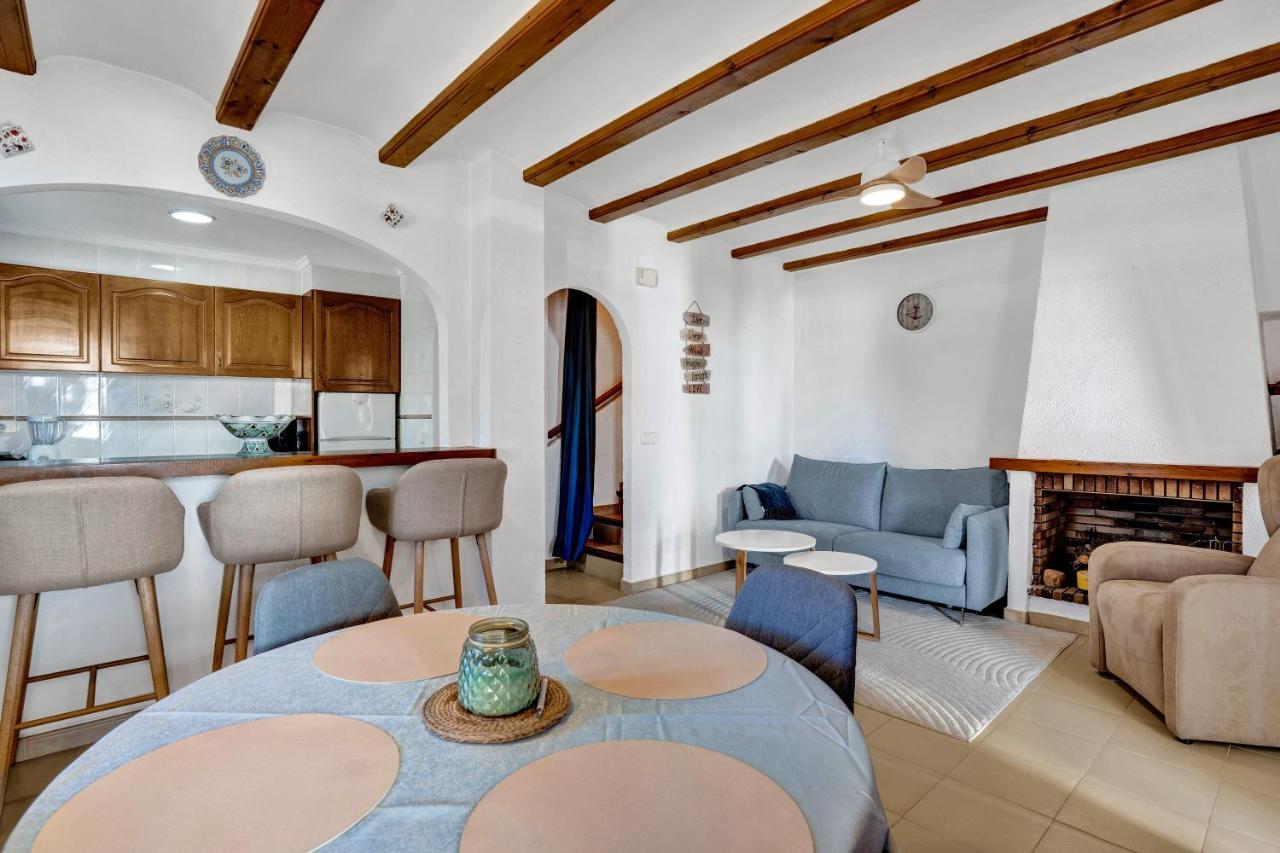 Ruhiges Eckreihenhaus Mit Pool In La Sella Zarzas One Denia Villa Pedreguer Exterior photo
