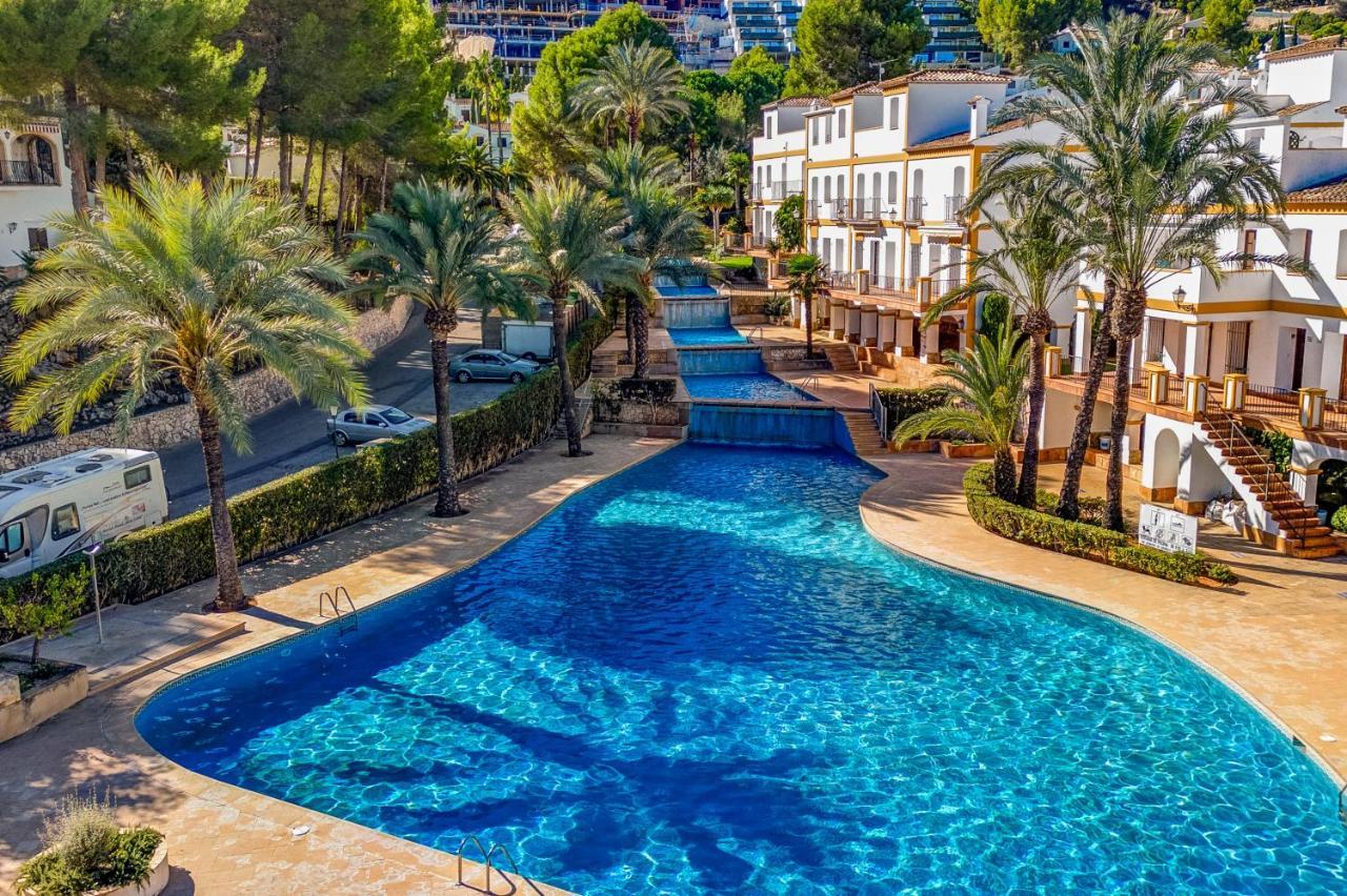 Ruhiges Eckreihenhaus Mit Pool In La Sella Zarzas One Denia Villa Pedreguer Exterior photo